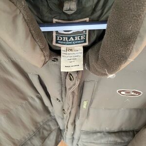 Men's Puffer Jacket - Olive